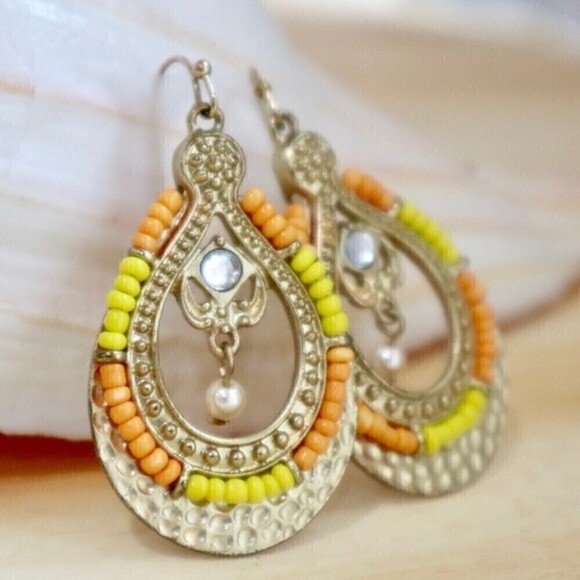 Beaded Yellow‎ Orange Earrings - Picture 1 of 7